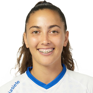 L. González