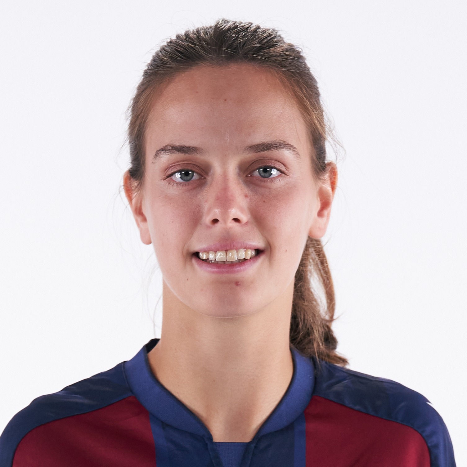 Inés