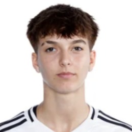 Pau C.