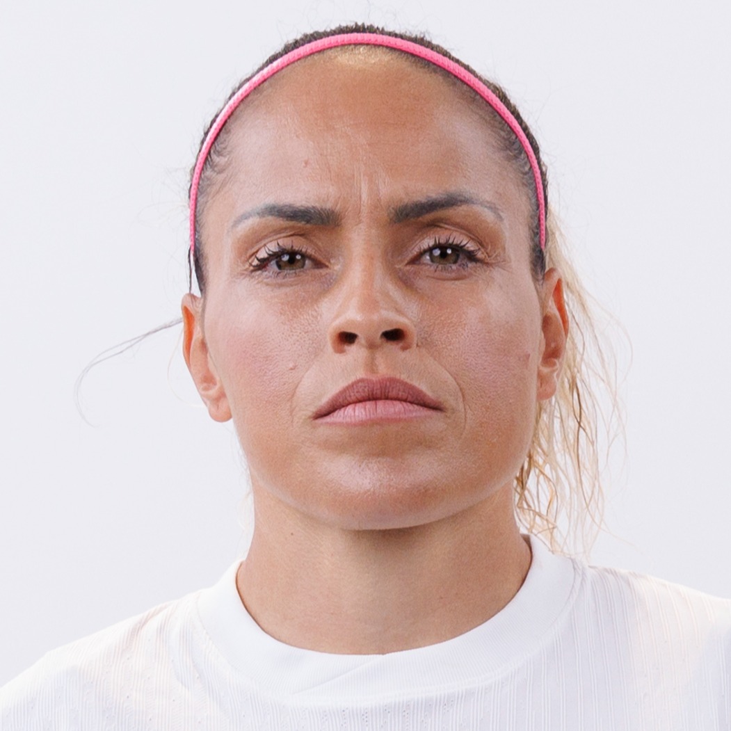 Mónica Hickmann Alves