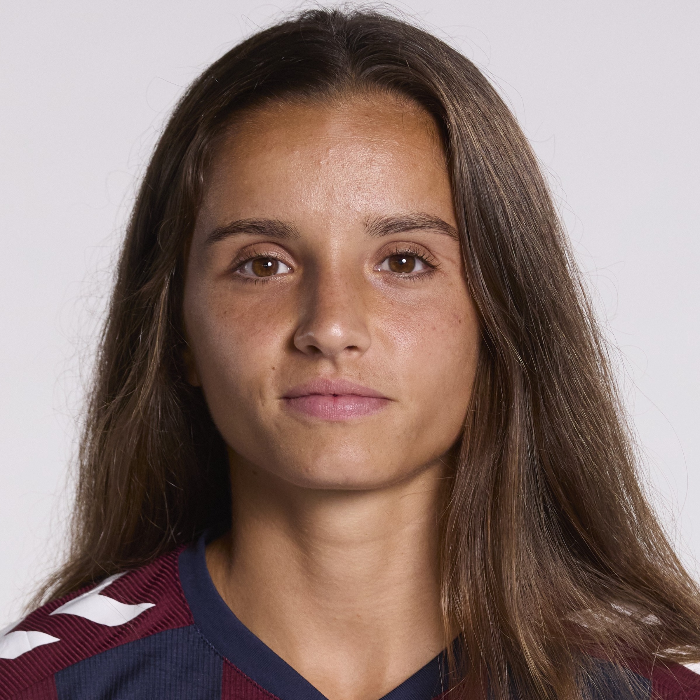 N. Fernández